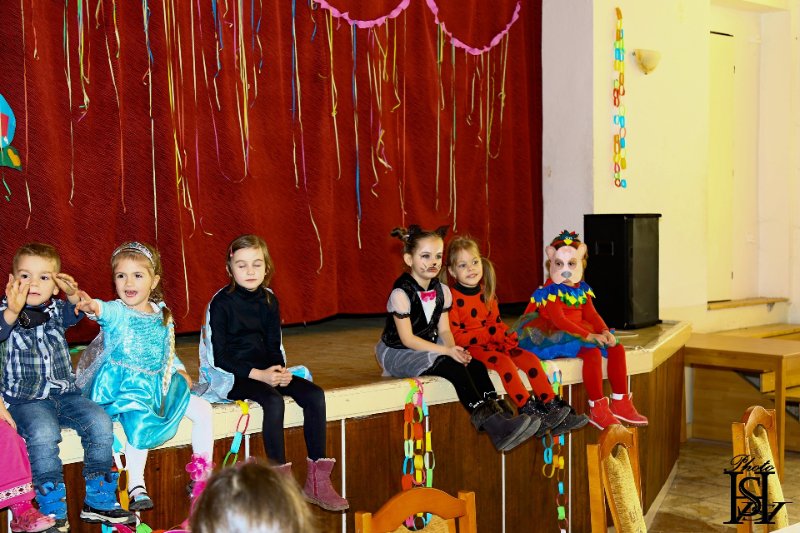 Karneval 90.jpg
