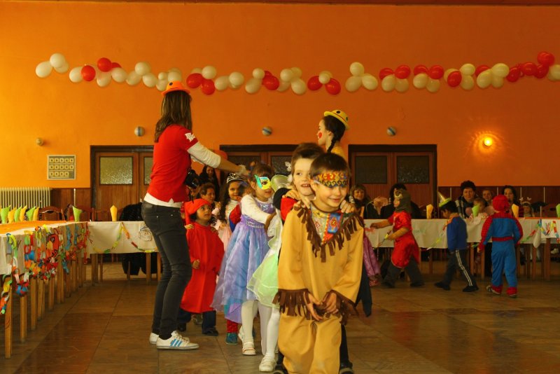 Ples skolka111.JPG